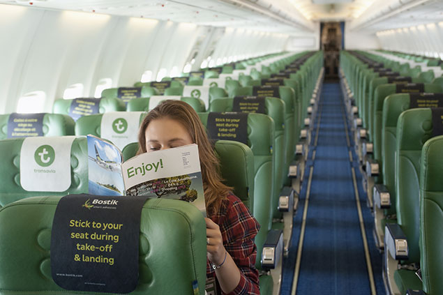 prenez connaissance des services à bord en téléphonant au service client transavia