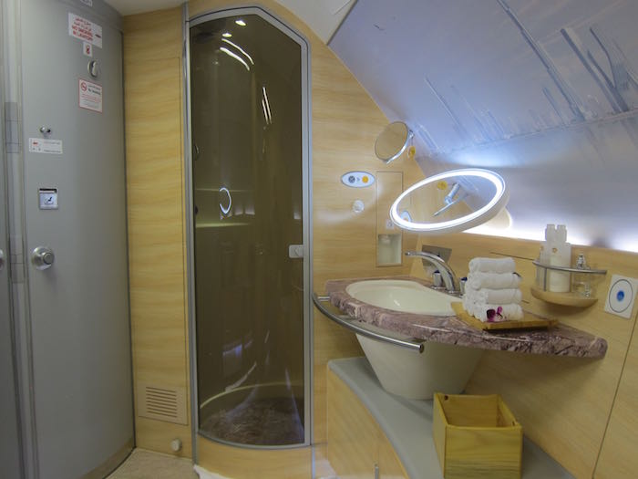 les services luxe a bord du a380 sur un vol emirates