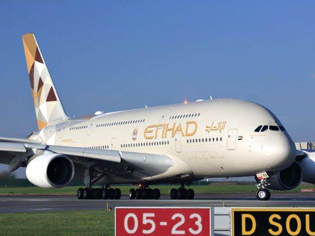 connaitre les retards annulations et horaires des vols auprès du service client etihad airways