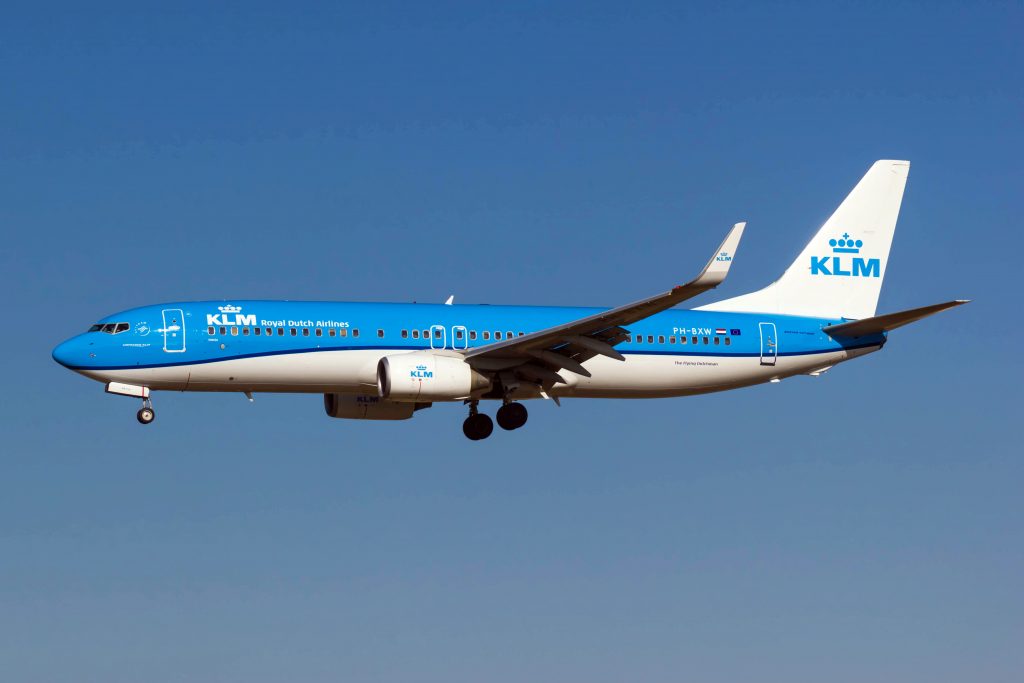 contacter le service client KLM pour connaitre les horaires retards et annulation de vol