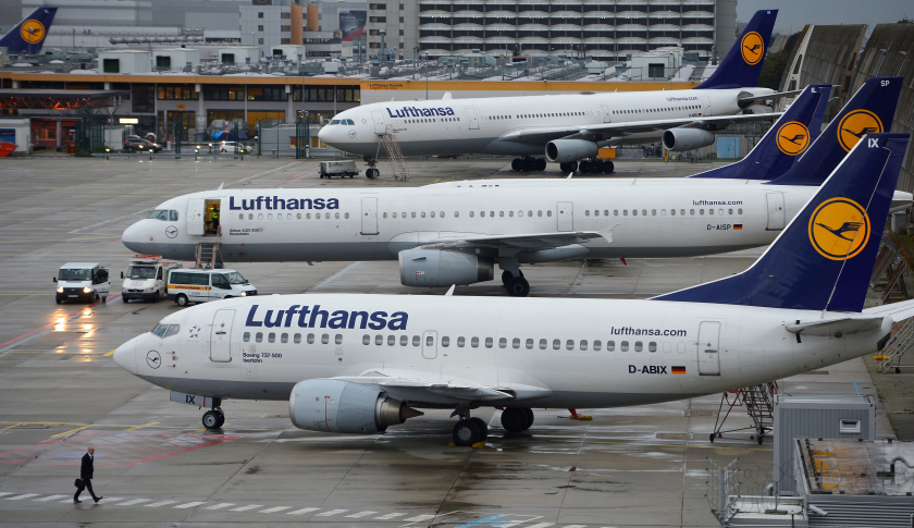 contacter le service client lufthansa pour connaitre les horaires retard et annulation de vol